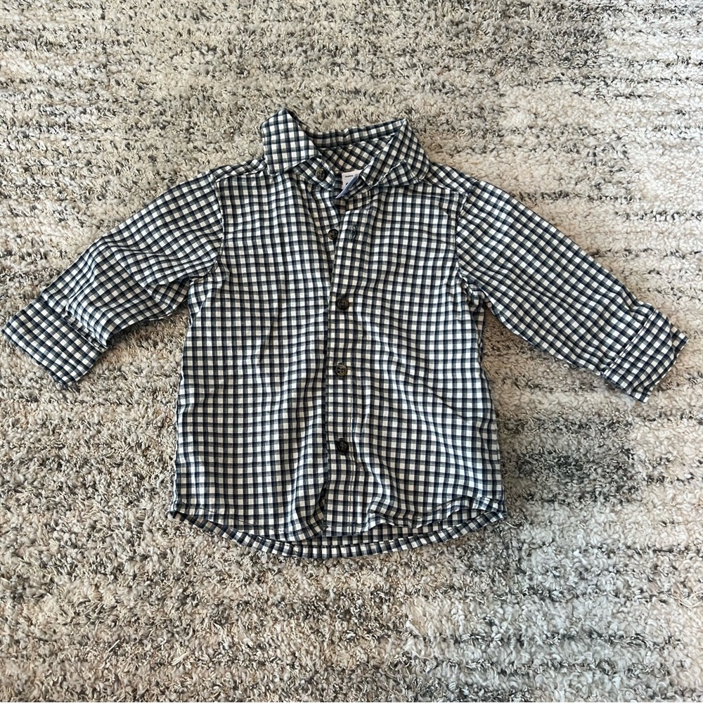 Carter’s Baby Boy Plaid Button Down Shirt Size 3 Months
